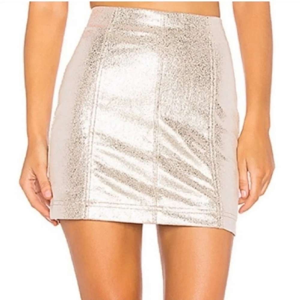 Free People Gold Metallic Mini Skirt‎ Textured Shimmer A-Line Size 0